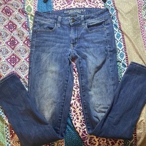 I am selling these cute pants for 15$